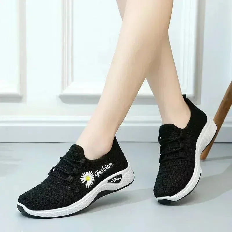 Jianbu Little White Women's Shoes Old Beijing Canvas Single Shoes Children's 2024 Spring and Autumn New Casual Sports Shoes