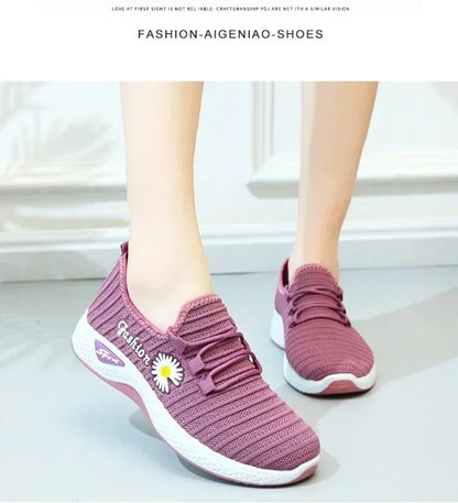 Women's Shoes Autumn New Style True Fly Weaving Old Beijing Cloth Shoes Little Daisy Women's Casual Sports Shoes Walking Shoes