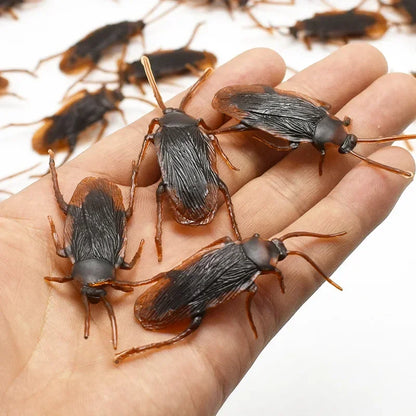 Horrifying Funny Cockroaches Joke Decoration Props Rubber Toy Gags Practical Jokes Toys Simulation Plastic Bugs Cockroach