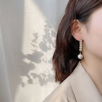 2022 New Trend Simulation Pearl Long Earrings Women's Flower Rhinestone Wedding Pendant Earrings Fashion Korean Jewelry Earrings