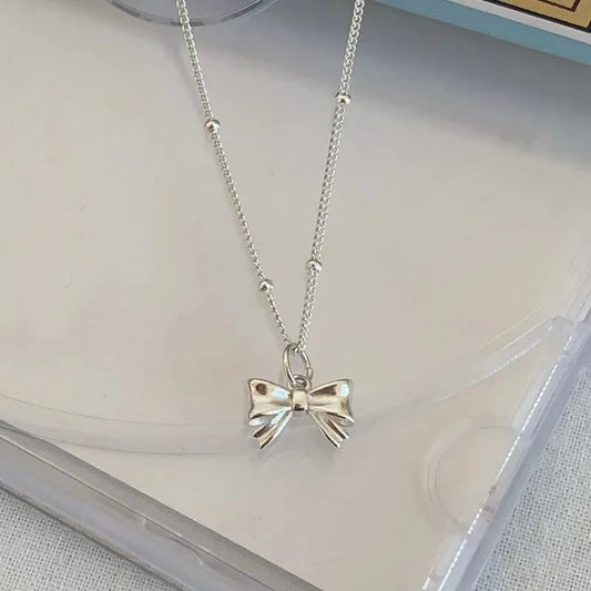 Korean Fashion Shiny Butterfly Necklace Exquisite Silver Chain Necklace Ladies Wedding Party Jewelry Gift Female Wholesale